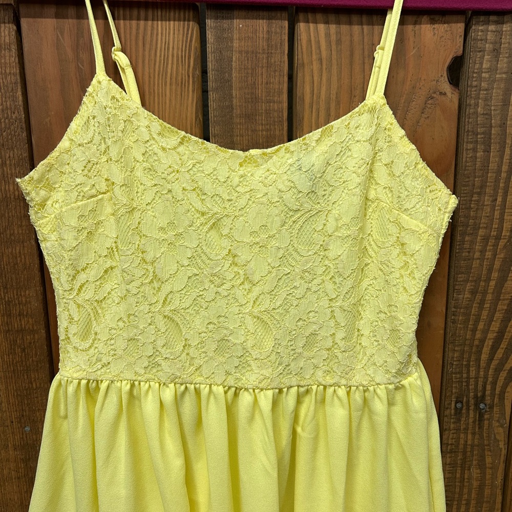 H&M Divided size 6 yellow dress - Picture 5 of 8